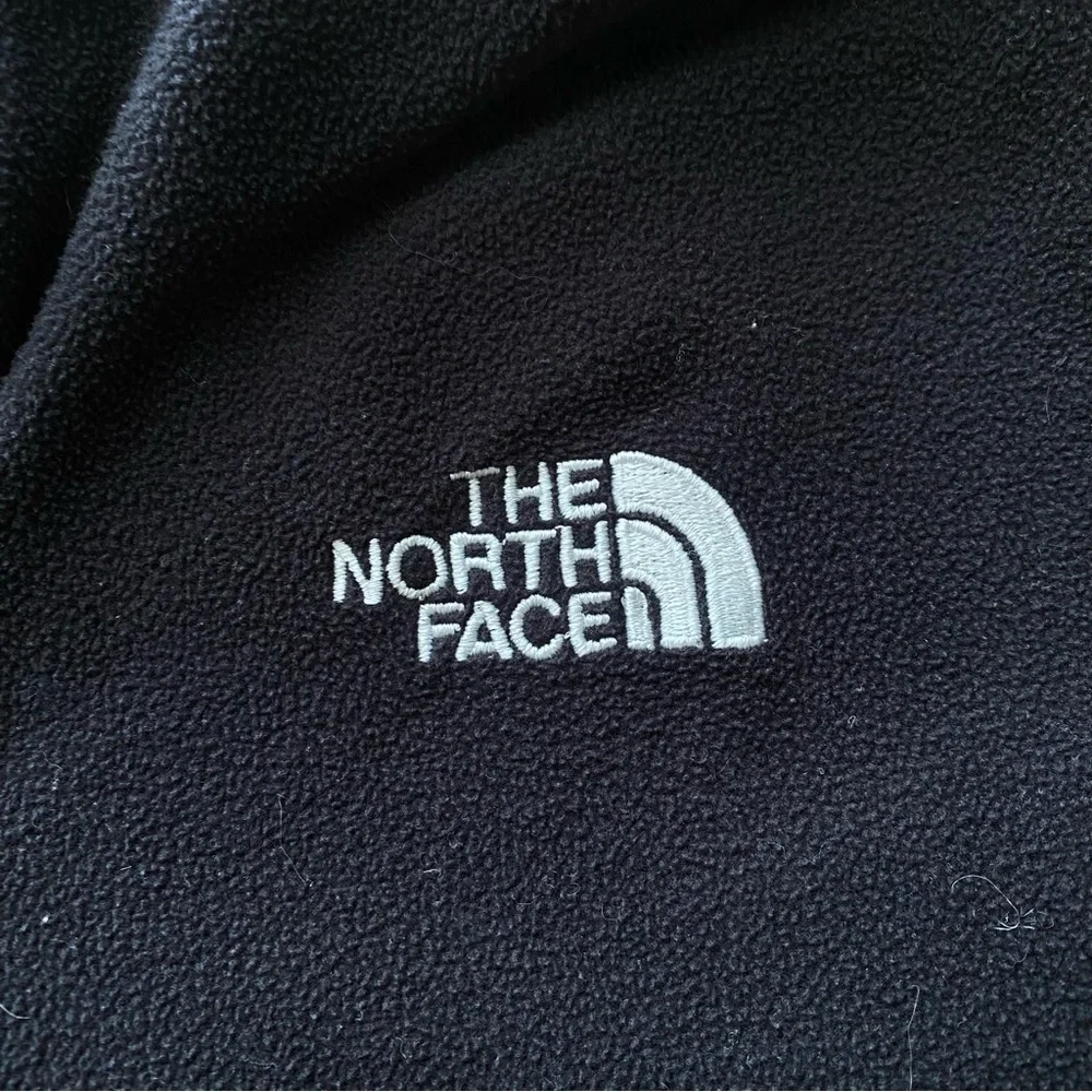 The North Face Men’s Black Fleece Quarter Zip Pullover Size XL